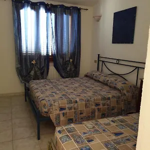  Bed & Breakfast Lu Lisandru Italia